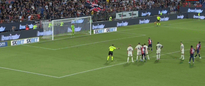 狄龙：裁判在判罚时偷笑，这种行为应该被审查