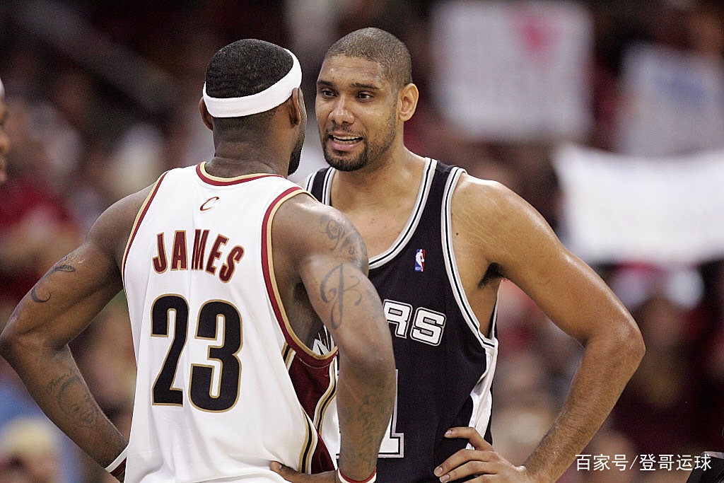 湖人浓眉哥篮下统治球队获胜（浓眉哥内线称霸助湖人取胜）