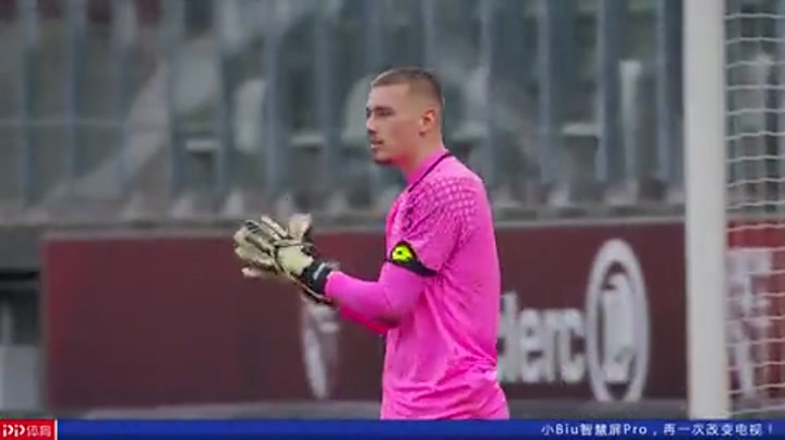 国米阿切尔比第30分钟伤退