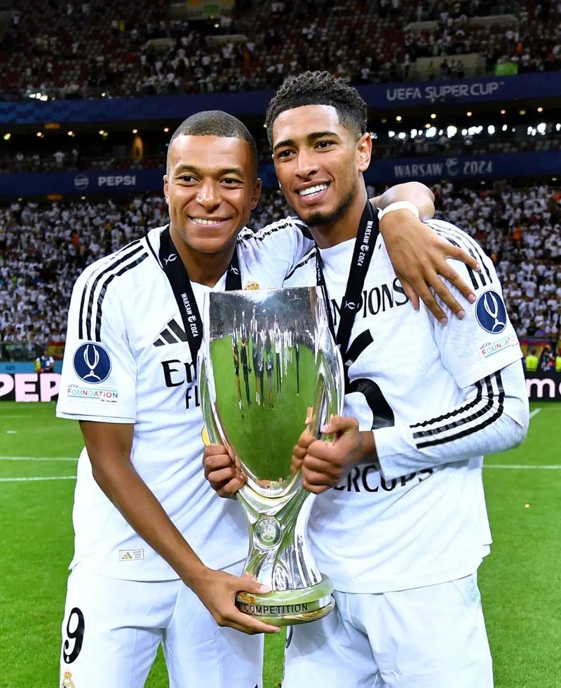 罗尔费斯：药厂解雇滕哈格不因为成绩，是因看不到成功的信念